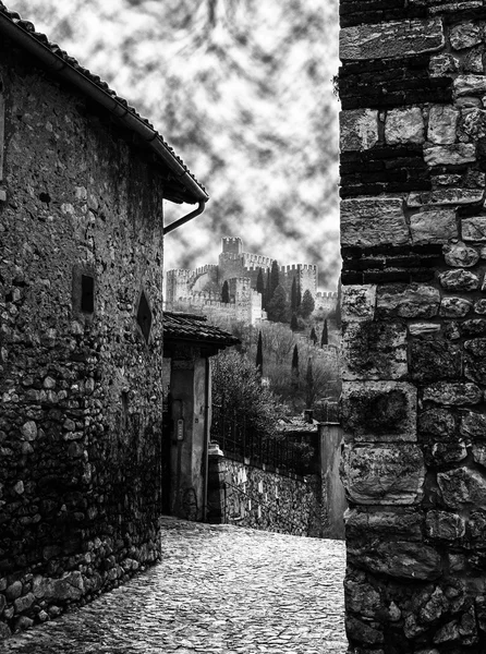 Mittelalterliche Burg von Soave, Italien. — Stockfoto