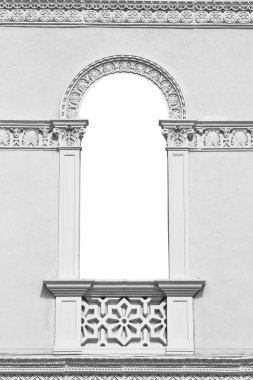 Kapı pencere içinde kopya alanı ile dekore edilmiş.