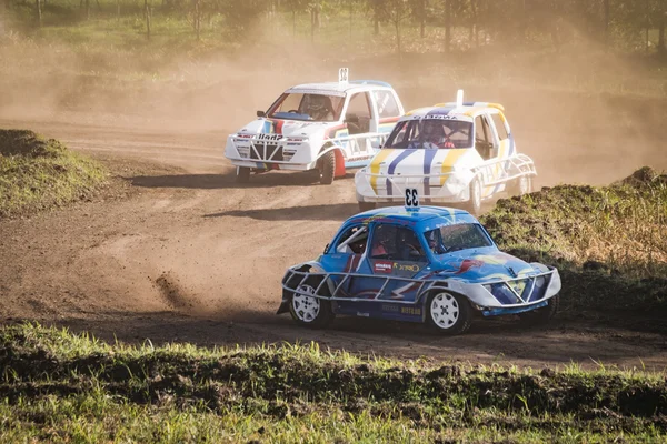 Auta během volného demonstrace "auto kříž". — Stock fotografie