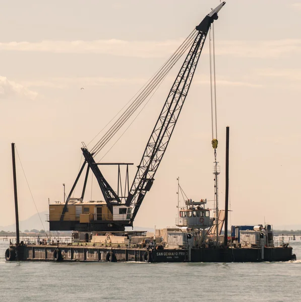 Réalisation du système de cloisons mobiles pour sauver Venise de — Photo