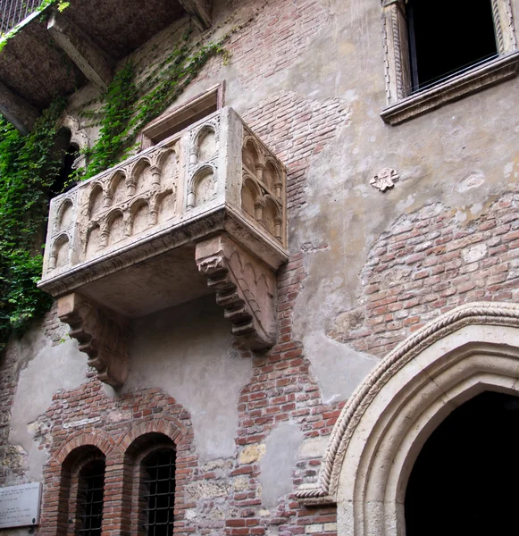 Julias Balkon in Verona — Stockfoto