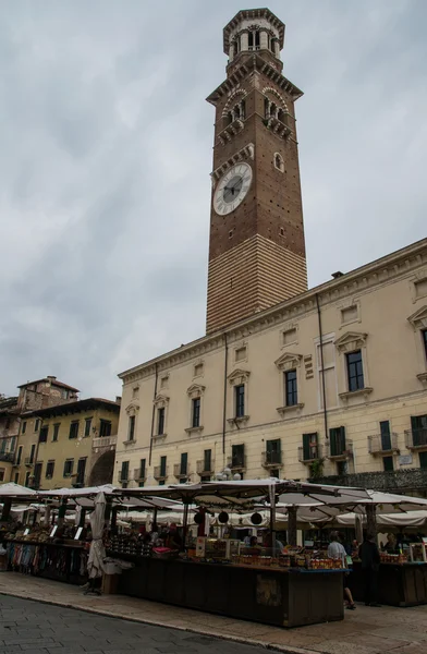 Věž je Lamberti v Verona — Stock fotografie