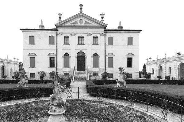 Vicenza, Veneto, Italy - Villa Cordellina Lombardi, built in 18t — Stock Photo, Image