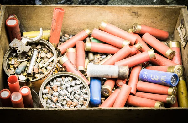 Altes Material zum Nachladen von Munition — Stockfoto
