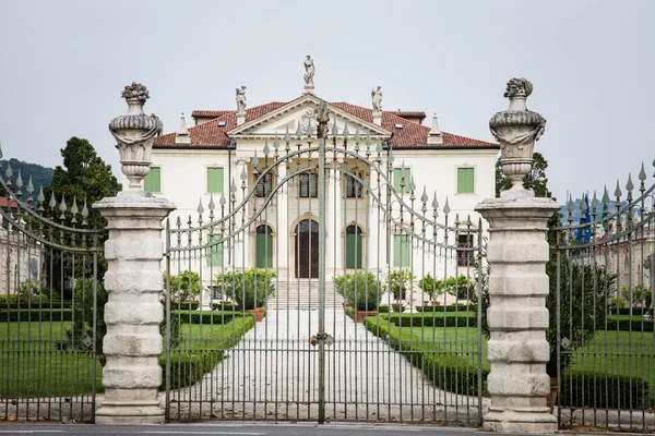 Vicenza, Veneto, Italy - Villa Cordellina Lombardi, built in 18t — Stock Photo, Image