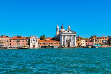 Giudecca canal, Venice, İtalya görüntülemek.
