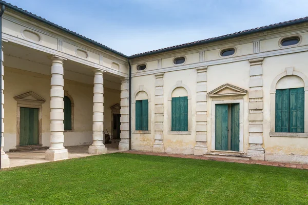 Vicenza, Veneto, Italia - Villa Cordellina Lombardi, construida en 18t — Foto de Stock