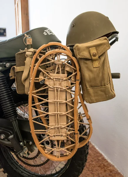 Winter equipment supplied to an old military bike. — Stock Photo, Image