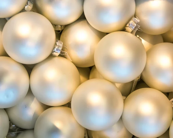 Bolas de color perla para árbol de Navidad . — Foto de Stock