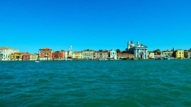 Giudecca canal, Venice, İtalya görüntülemek.