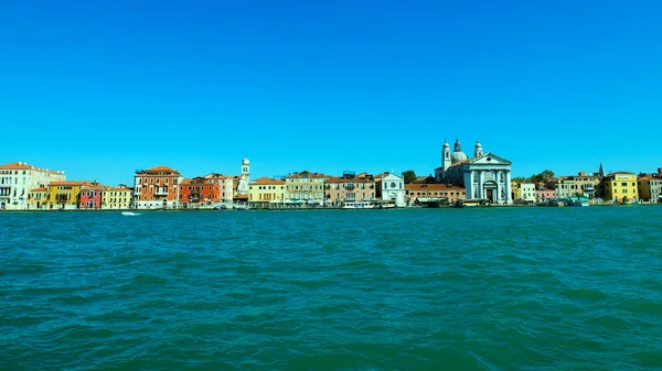 Widok z kanałem Giudecca, Wenecja, Włochy. — Zdjęcie stockowe