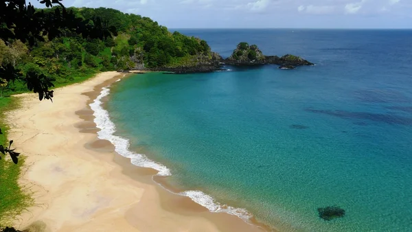 Brezilyalı plaj. Bahia sancho, fernando noronha yapmak.