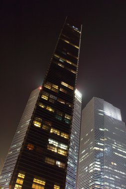 Singapur - 12 Ekim 2015 yılında: 140 metre yüksekliğinde şehirde bulunabilir vardır Marina Bay 49 gökdelenler bazıları. 3, 5km sahil mesire 35 2008 yılında inşa ederken milyon dolara mal.
