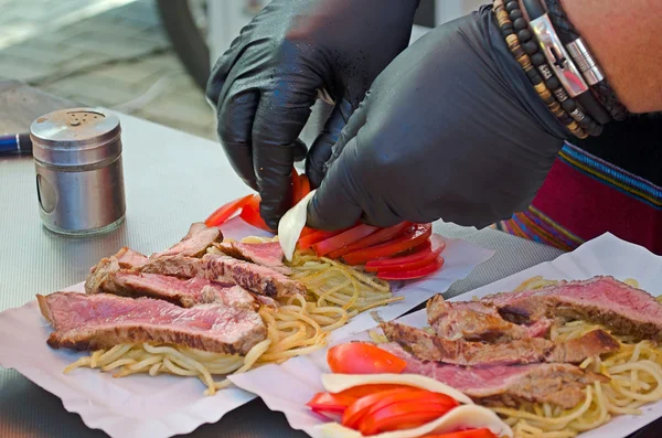 Yemek götürmek için