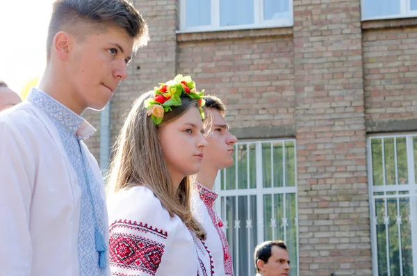 Septembre 1 dans l'école ukrainienne . — Photo