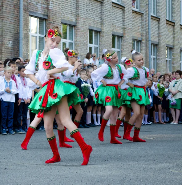 September 1 in Oekraïense school. — Stockfoto