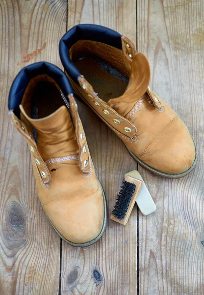 eski sarı deri temizleme seti botlar