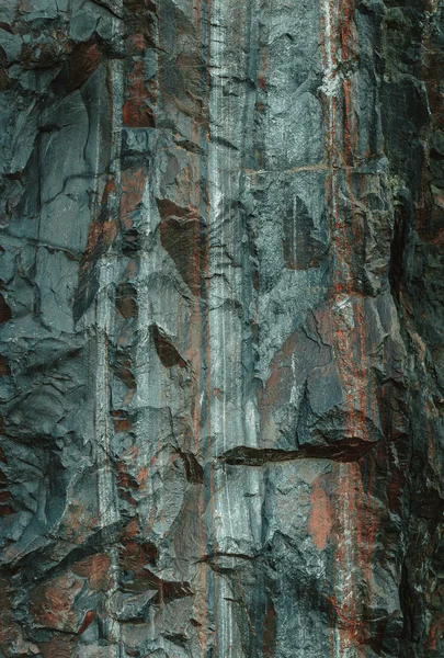 Lutningen på granit klippa — Stockfoto