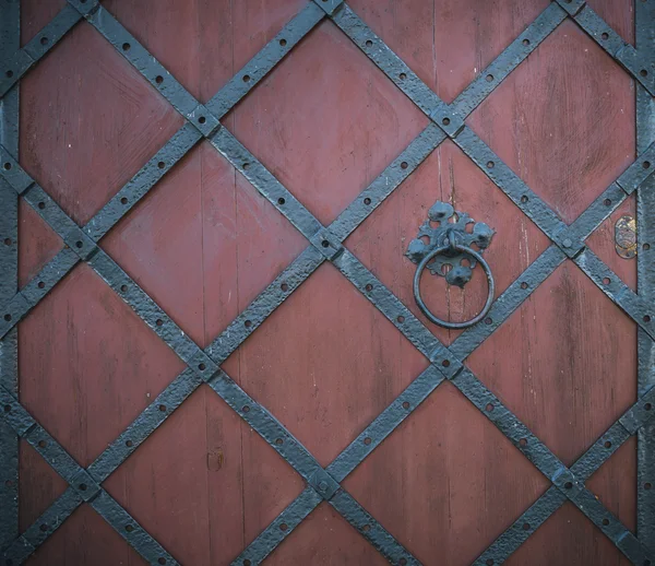 Porta de ferro forjado velho — Fotografia de Stock