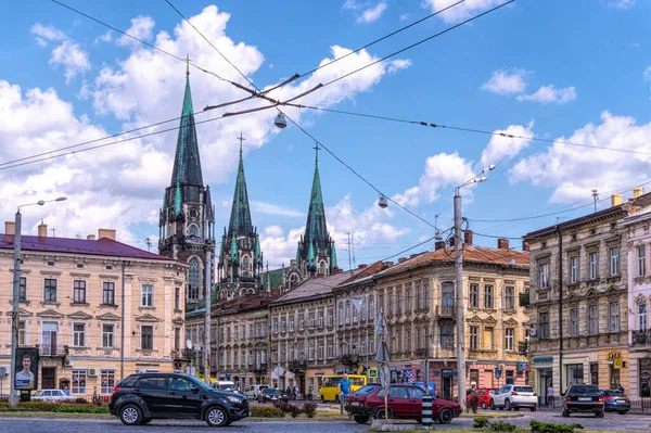 Lviv Stad Oekraïne Juli 2019 Oude Woongebouwen Vervoer Een Straat — Stockfoto