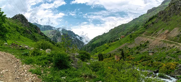 Paesaggio Mediterraneo Montagna Montagne Nuvole — Foto Stock