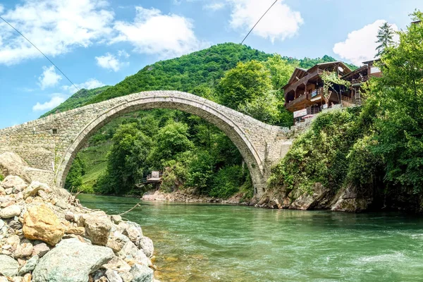 Трабзон Турция Июня 2021 Года Арочный Древний Каменный Мост Горная — стоковое фото