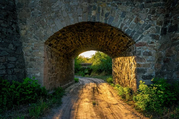 Starý Kamenný Most Světlo Večerního Slunce — Stock fotografie