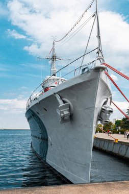 Gdynia, Polonya - 15 Haziran 2024: Eski savaş gemisi 