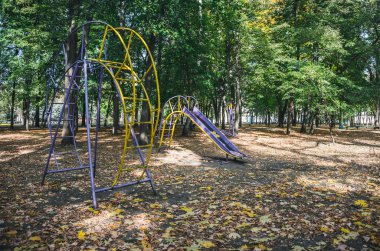 Issız oyun sonbahar Park alanında