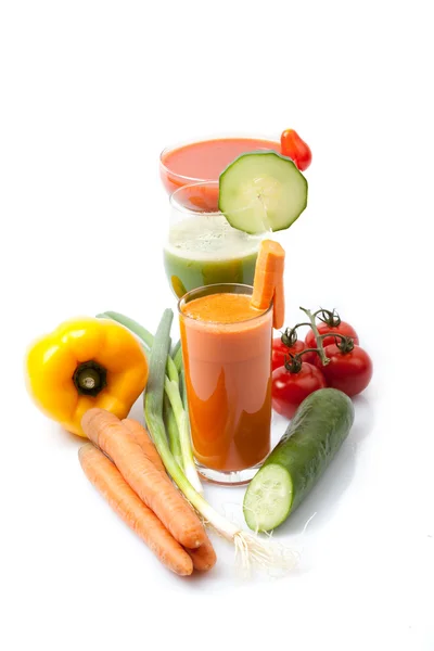 Healthy smoothies with carrot, tomato, cucumber, sweet pepper, white background, isolated — Stock Photo, Image