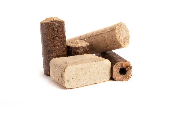 Briquettes de bois dur à sciure de bois pressée mélangée , — Photo