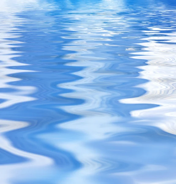 Fondo blu acqua con onde bianche e blu — Foto Stock