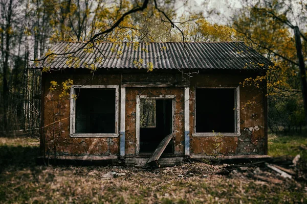Clássico mal morto casa zumbi — Fotografia de Stock