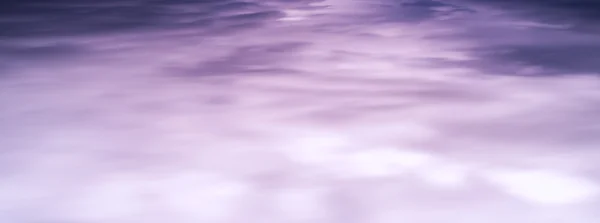 VÍDEO HORIZONTAL PURPLE CLOUDSCAPE DRAMATIC CLOUDS BACKGROUND BA — Fotografia de Stock