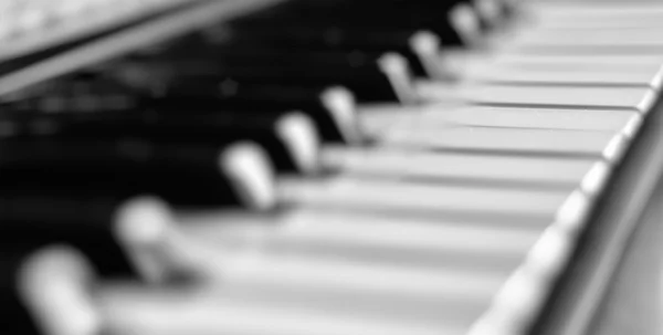 Fondo de abstracción del teclado de piano Diagonal en blanco y negro —  Fotos de Stock