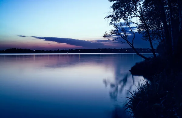 Night swallowing smooth of river — Stock Photo, Image