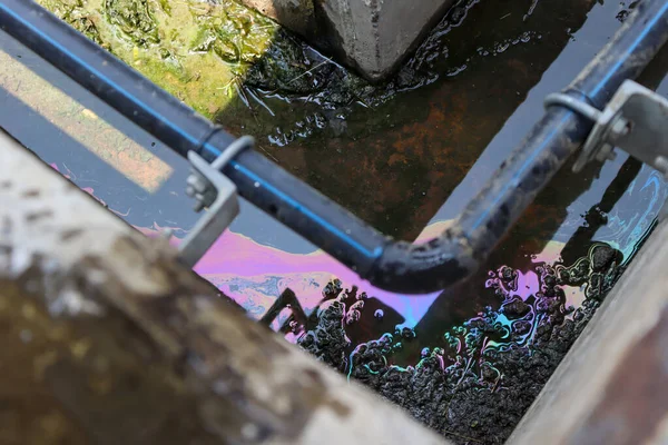 Oil Leak Canal Water — Stock Photo, Image