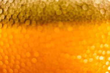 Önce su damlacıkları sonra portakal suyu.