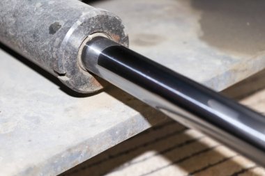 Fabrikada forklift hidrolik silindiri