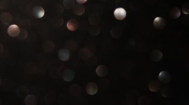 Işıklardan gelen bokeh daireler çiziyor