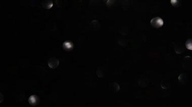 Işıklardan gelen bokeh daireler çiziyor