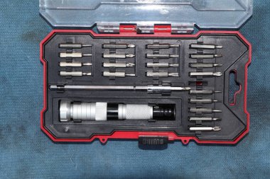 Ekipmanlar kutuda sınıflandırılıyor