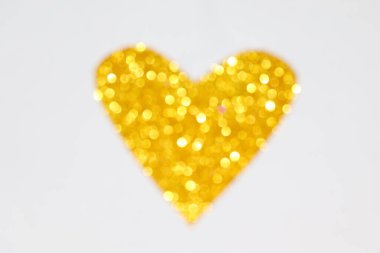 kalp beyaz zemin üzerinde bokeh