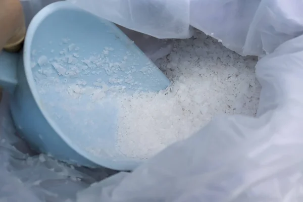 sanayi ve laboratuvar kullanımı için nedensel soda tanecikleri