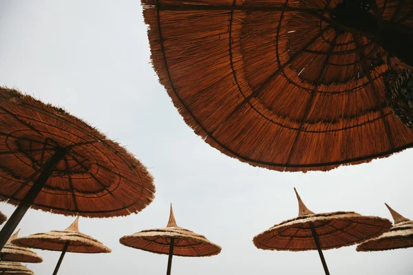 Αφηρημένη εικόνα του ομπρέλες στην παραλία — Φωτογραφία Αρχείου