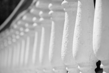 Colonnade sütun uzun satır