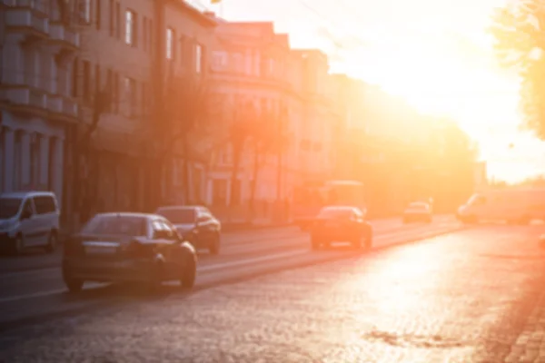 Rua na cidade europeia em bokeh — Fotografia de Stock