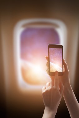 Uzay aracı dünya Gezegeni'ndenim.