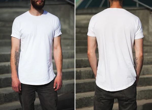 Хипстер в белой пустой футболке с местом для вашего логотипа — стоковое фото