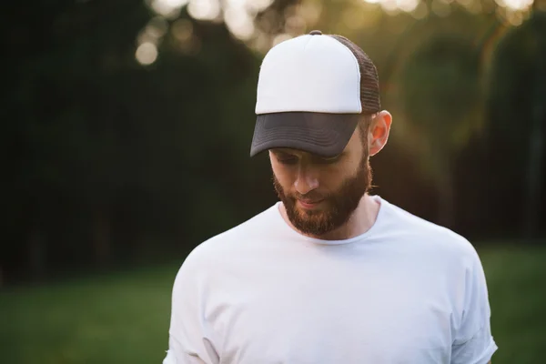 Gorra de béisbol vacía maqueta arriba — Foto de Stock